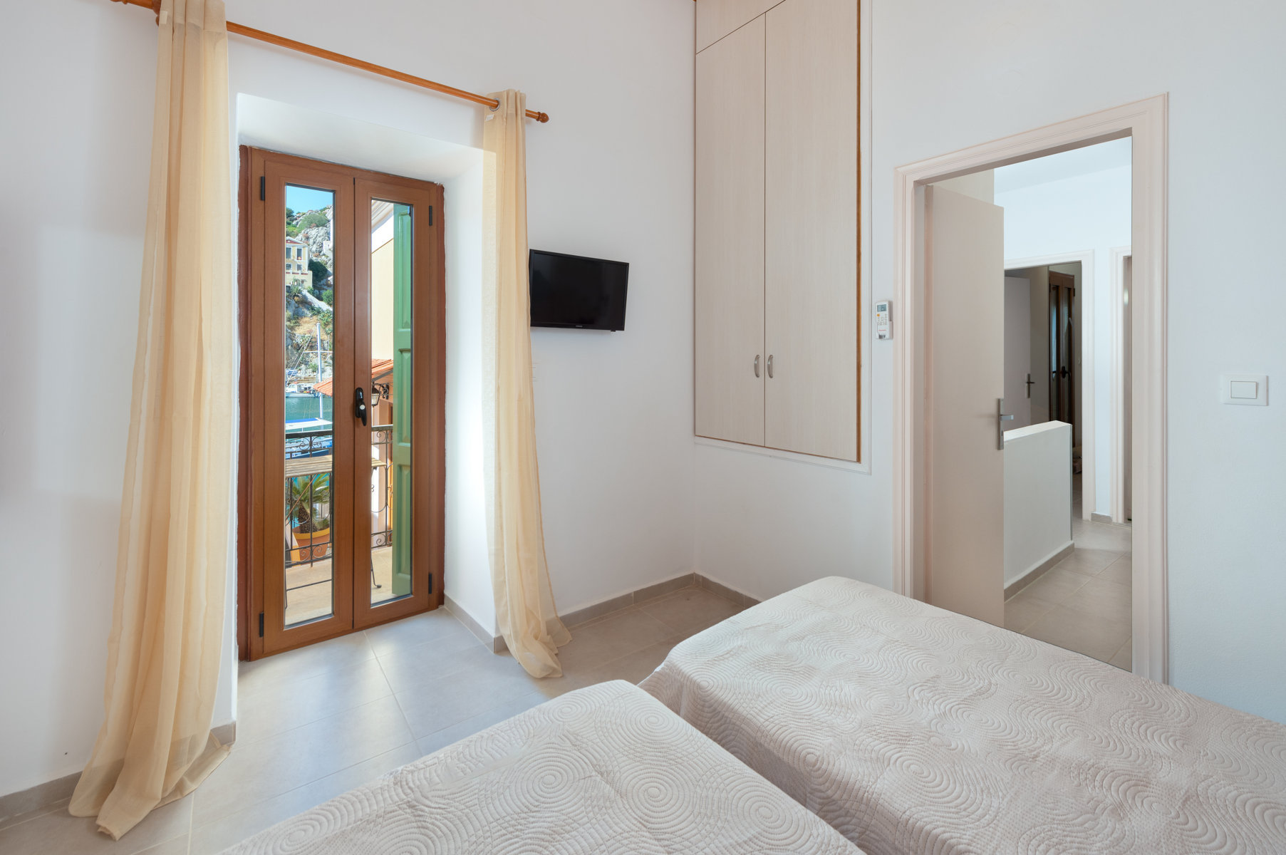 Rhodes Holidays Elena Apartments Rooms Symi (1)